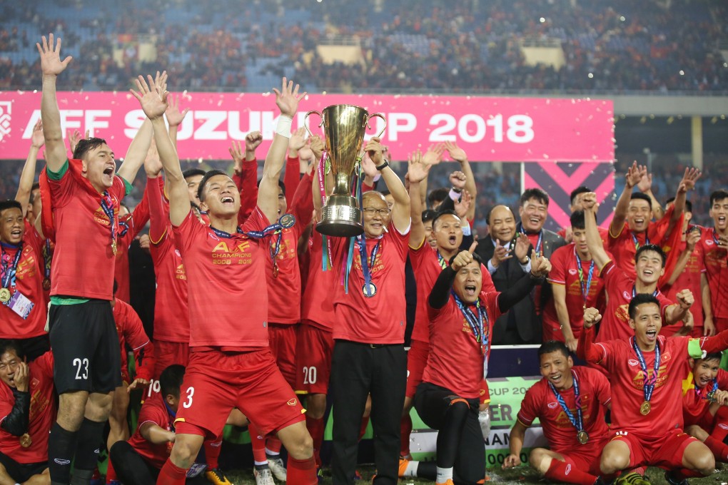 Vietnam players celebrate after winning the 2018 AFF Suzuki Cup final match against Malaysia at My Dinh stadium in Hanoi, Vietnam. Photo: EPA