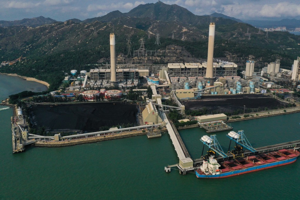 CLP’s Castle Peak power station. The first four units at the facility are expected to be closed by 2023 under an agreement with the government. Photo: Martin Chan