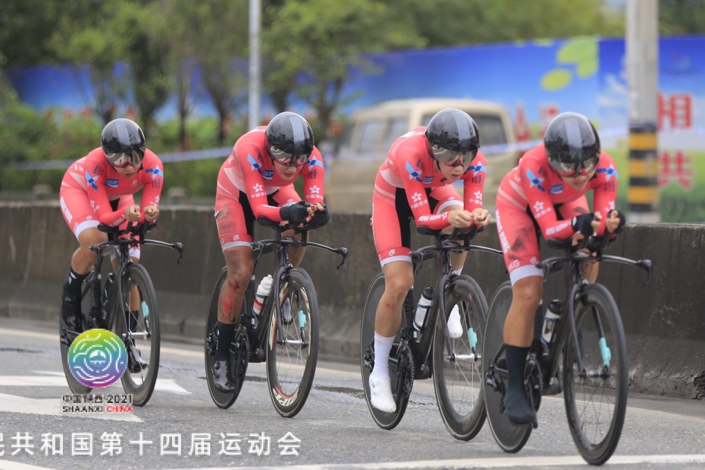 Pang Yao (third) has blood seeping from her leg after a crash in the women's team time trial at the 2021 National Games. Photo: Handout
