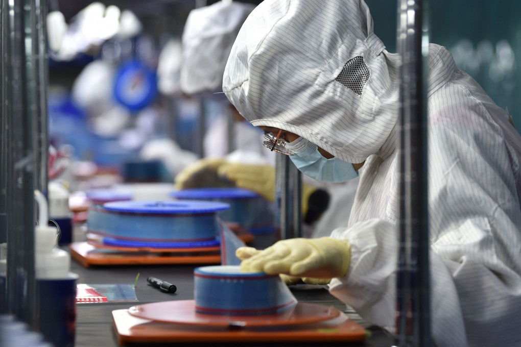 The official manufacturing purchasing managers’ index (PMI) – a survey of sentiment among factory owners – fell to 49.6 in September, from 50.1 in August. Photo: AFP