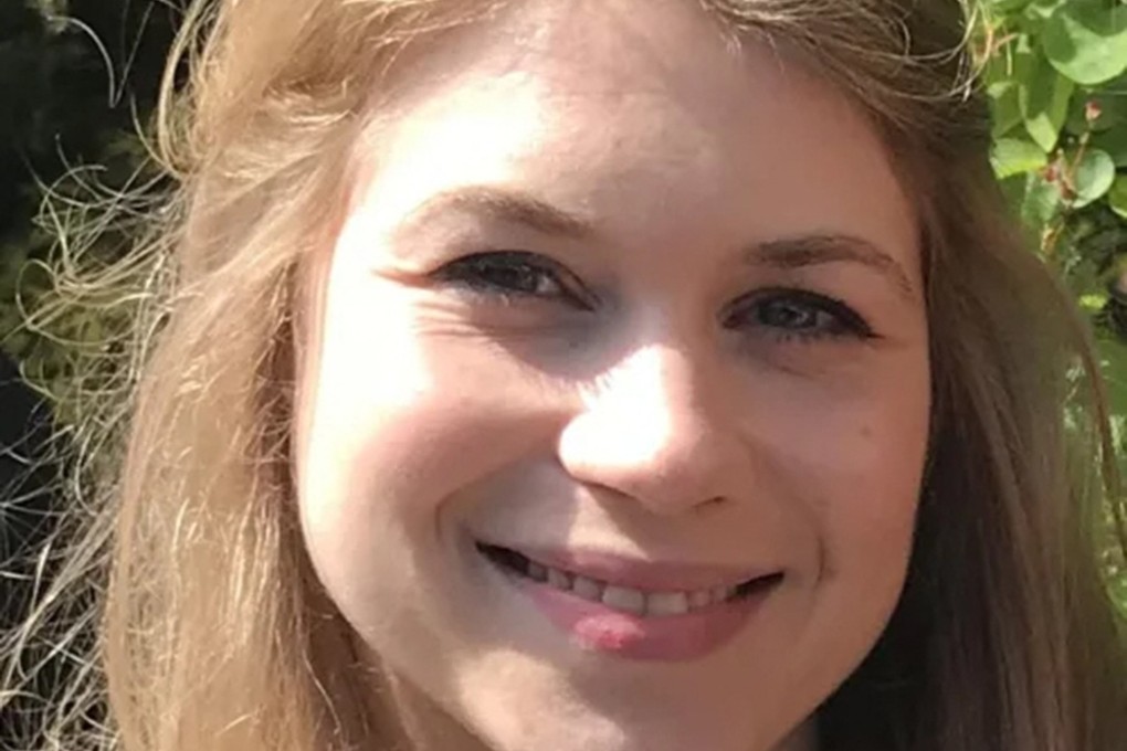 A British police officer who falsely arrested Sarah Everard for breaking coronavirus restrictions, then kidnapped, raped and murdered her, has been jailed for life with no parole. Photo: AFP