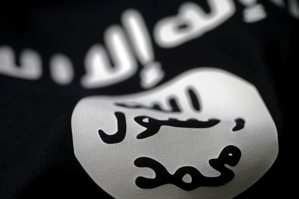 An Islamic State flag. Photo: Reuters