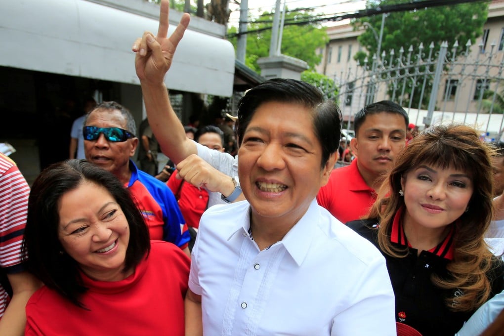 Ferdinand ‘Bongbong’ Marcos, son of late dictator Ferdinand Marcos, his wife, Louise, left, and his sister Imee, right, pictured in 2018. Photo: Reuters
