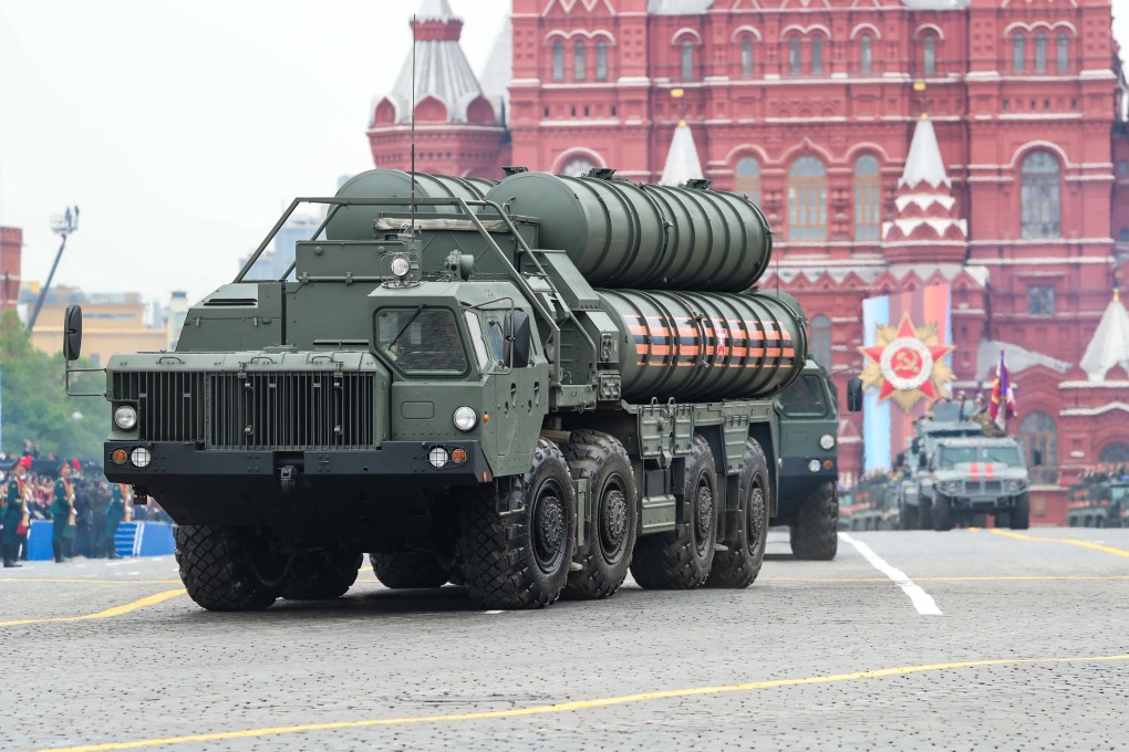 A Russian S-400 Triumf surface-to-air missile system in Red Square, Moscow. Photo: Xinhua