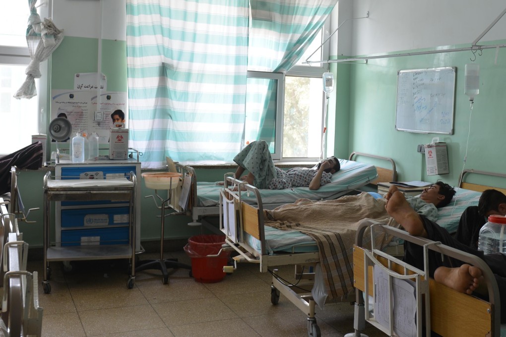 People receive medical treatment at a hospital in Kandahar, southern Afghanistan. Photo: Xinhua