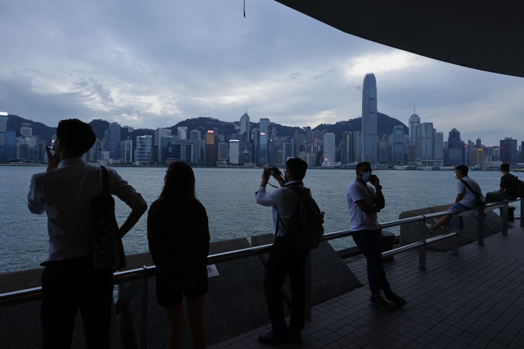 Tsim Sha Tsui during typhoon signal No 8 as tropical storm Kompasu nears the territory. Photo: Dickson Lee
