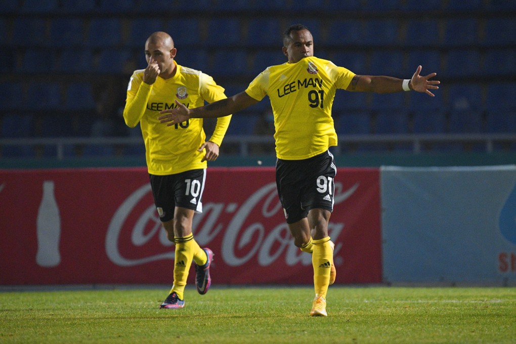 Givanilton Ferreira (right) of Lee Man celebrates against Nasaf of Uzbekistan but still they fail to become the first Hong Kong club to reach the AFC Cup final. Photo: AFC