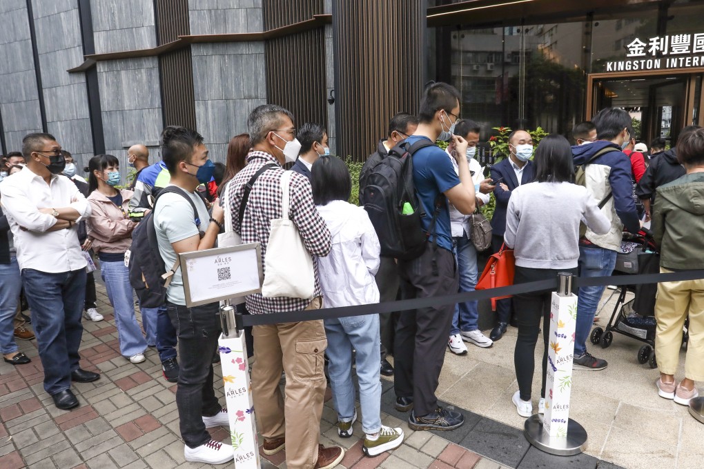 Property buyers queuing up for The Arles apartments in Sha Tin at the sales office of Centralcon Properties in Kowloon Bay on 23 October 2021. Photo: Jonathan Wong