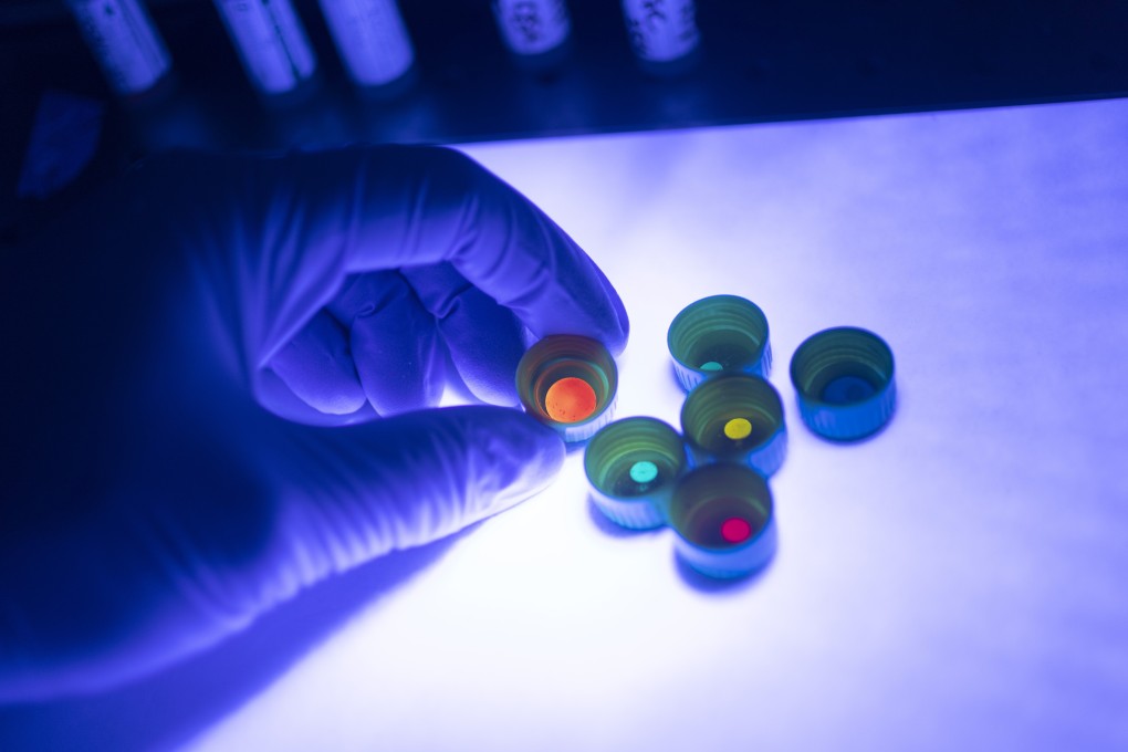 A global team of scientists reported in Science journal they had developed an uncrackable glass for lighting LEDs, and phone and TV screens. Photo: Handout