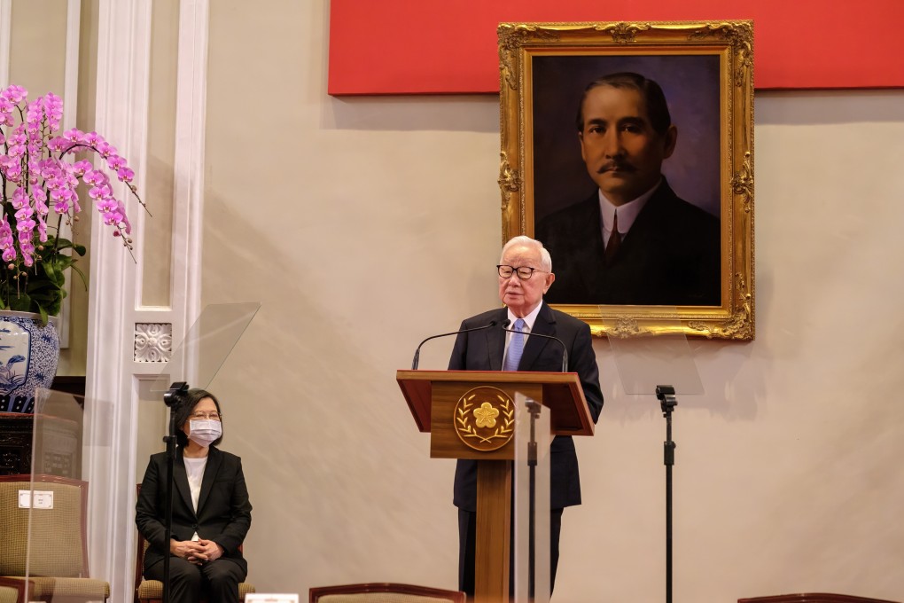 TSMC founder and former CEO Morris Chang speaks during his nomination by Taiwanese President Tsai Ing-wen as the island’s representative to the Apec conference, in Taipei on Tuesday. Photo: dpa