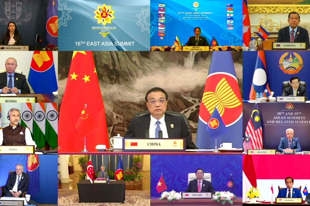 Chinese Premier Li Keqiang addresses an Asean summit hosted by Brunei at the end of October. Photo: EPA