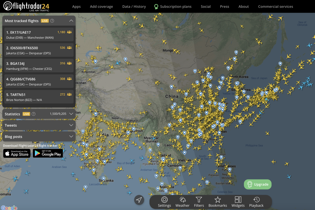 A view of the Flightradar24 website showing real-time data of thousands of flights around the world. Photo: Screenshot