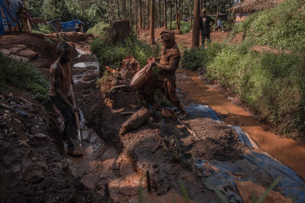 Artisanal miners pan for gold at a mine in South Kivu province, DR Congo. File photo: AFP