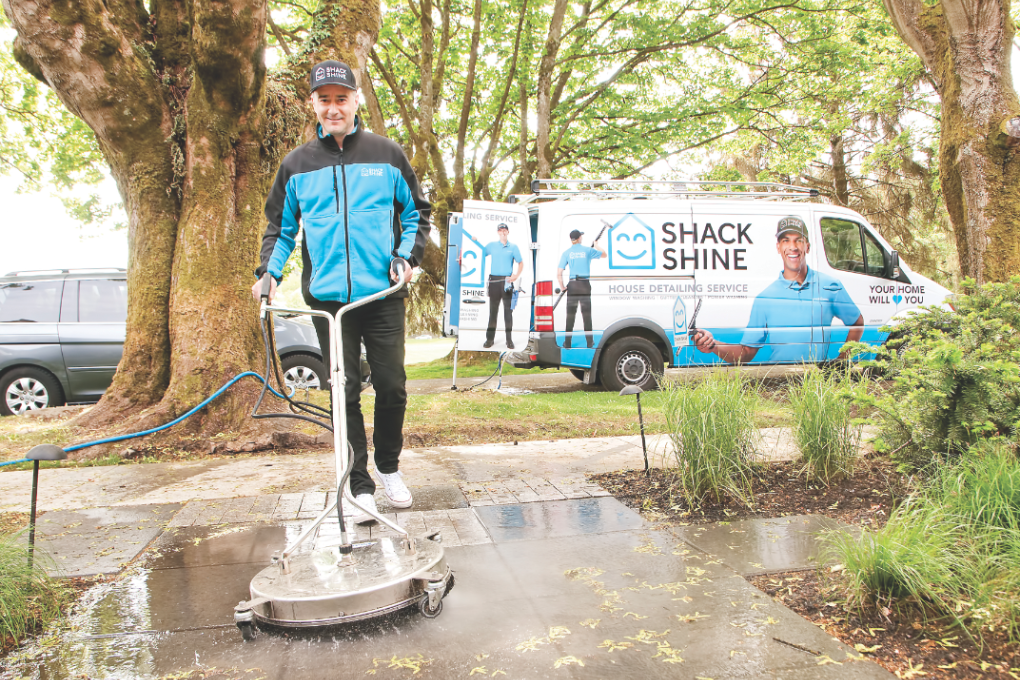 Franchising entrepreneur Brian Scudamore takes a turn at scrubbing a walkway with a water buffer. Scudamore aims to generate US$250 million in gross sales in 2016. Photo: Chung Chow