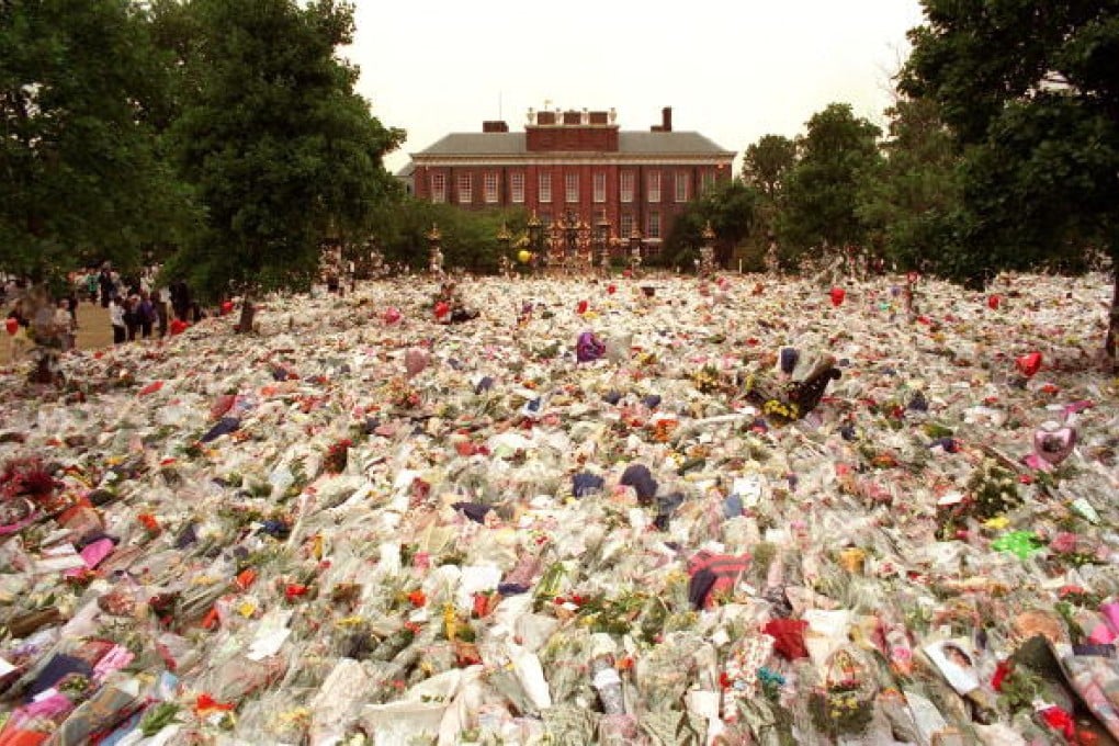 Floral Tributes to Diana, Princess Of Wales at her home Kensington Palace, London. Photo: Tim Graham/Getty Images