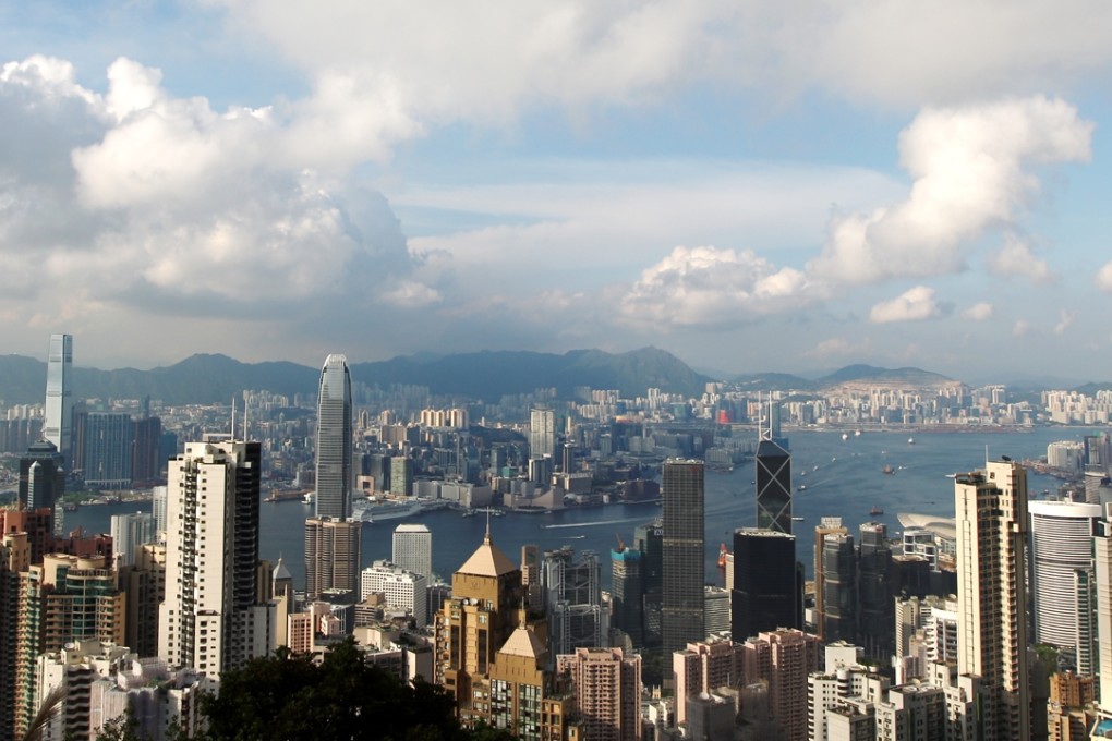 Competition is heating up as market leader Centaline runs into tough competition in the real estate brokerage business in both Hong Kong and China. Photo: Sam Tsang