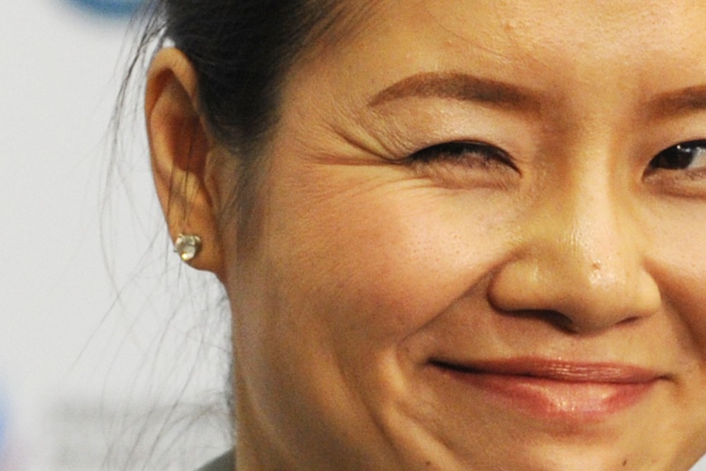 (151026) -- SINGAPORE, Oct. 26, 2015 (Xinhua) -- China's two-time Grand Slam winner Li Na attends the WTA Finals press conference held in Singapore Indoor Stadium Oct. 26, 2015. Li Na attended the WTA Finals press conference as the WTA Finals Ambassador. (Xinhua/Then Chih Wey)
****Authorized by ytfs****