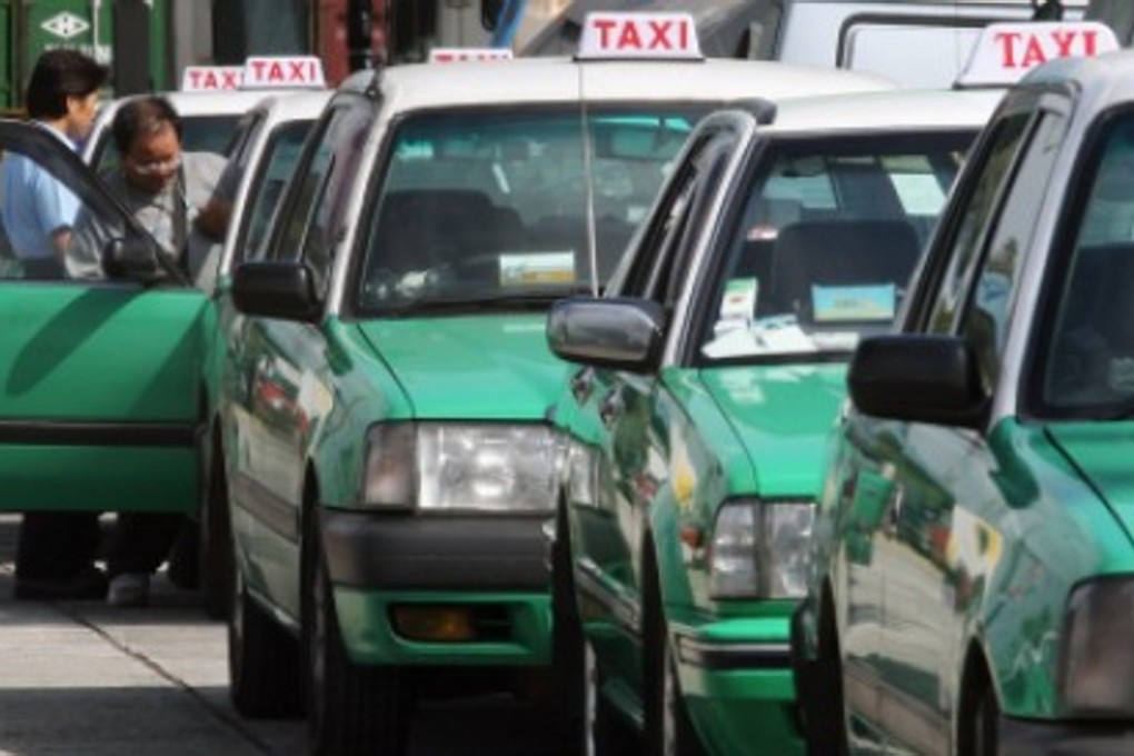 Uber has prospered by offering generous subsidies to drivers and passengers to shore up its market share, but locals in Guangzhou wonder if the new Ru yue service will prove popular once it rolls back its 50 per cent discounts. Photo: Martin Chan