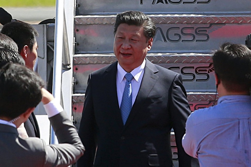 China's President Xi Jinping is welcomed upon arrival in Manila ahead of the Apec summit. Photo: Reuters