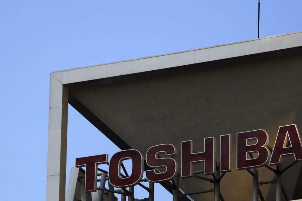 The logo of Toshiba Corp is seen at its headquarters in Tokyo, Japan as the company struggles with a major accounting scandal. Photo: Reuters