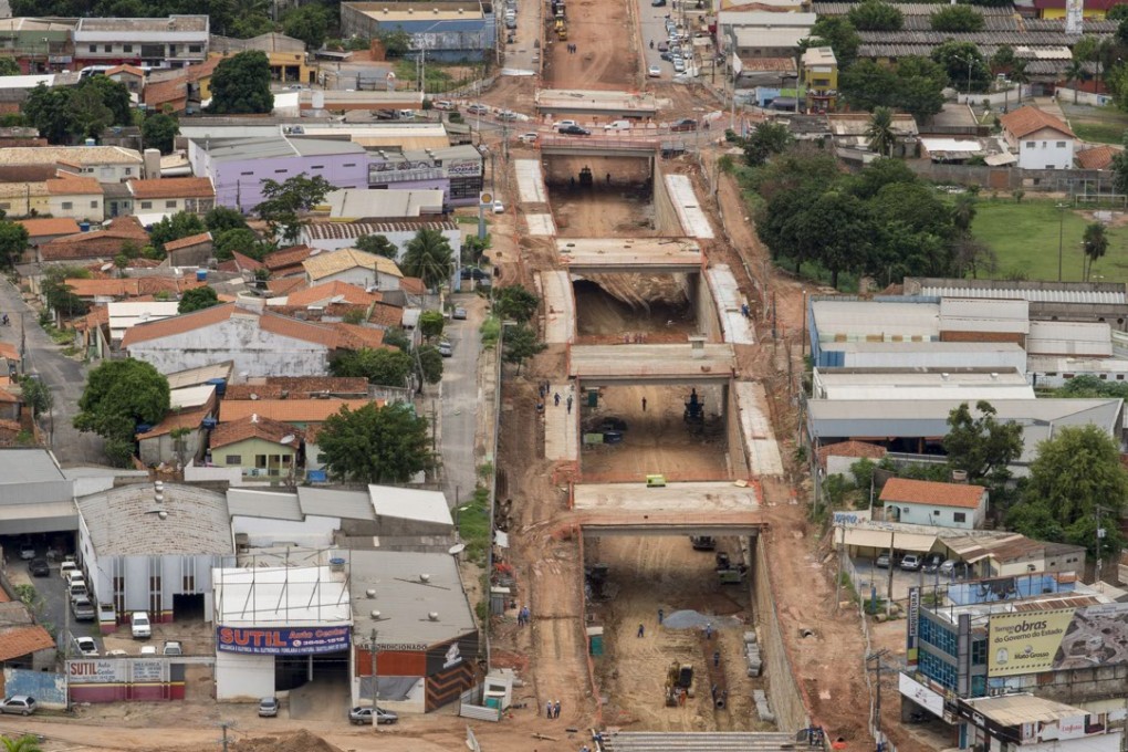 Brazil ranked at 120 out of 144 countries surveyed by the World Economic Forum in 2014 on infrastructure quality, with particularly poor results for roads and air links. Photo: AP