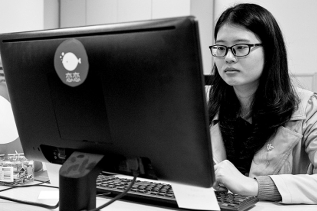 The fact that Liu Ping has never been in a relationship hasn’t dented her popularity as an online ‘romance consultant’. Photo: SMN