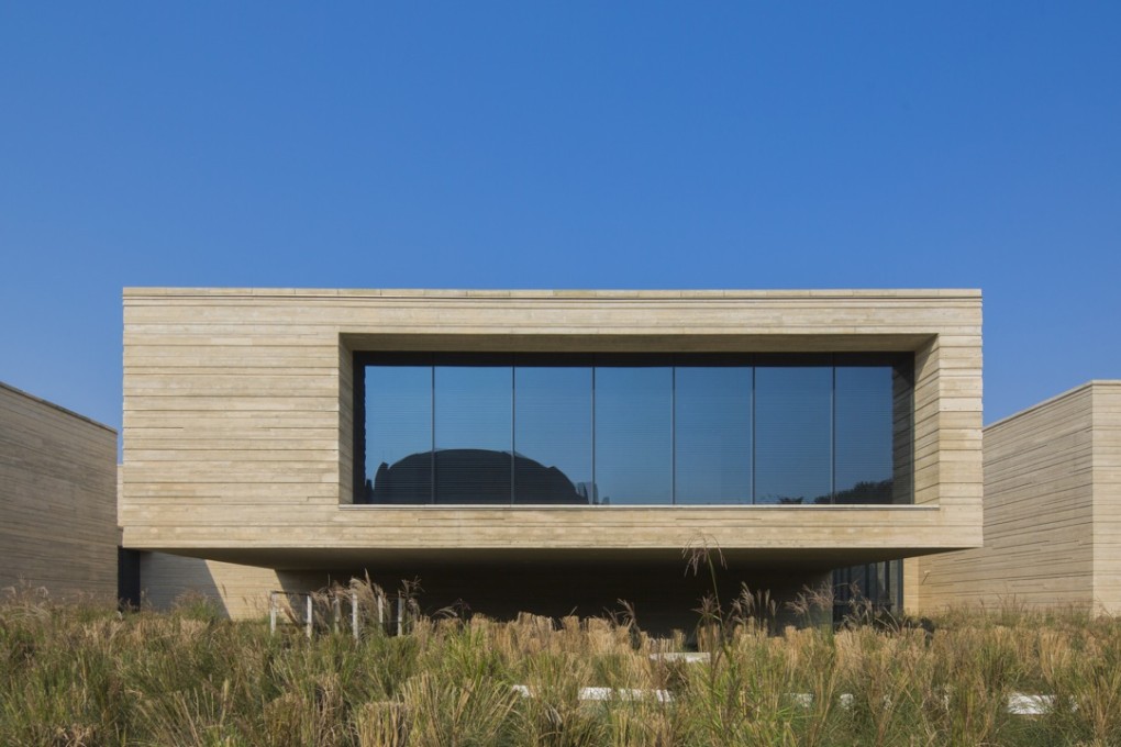 Wuzhen’s new art museum, comprising a series of concrete-form modernist cubes ‘floating’ above Yuanbao Lake, was designed by New York-based architect Hiroshi Okamoto. Photo: SCMP Pictures