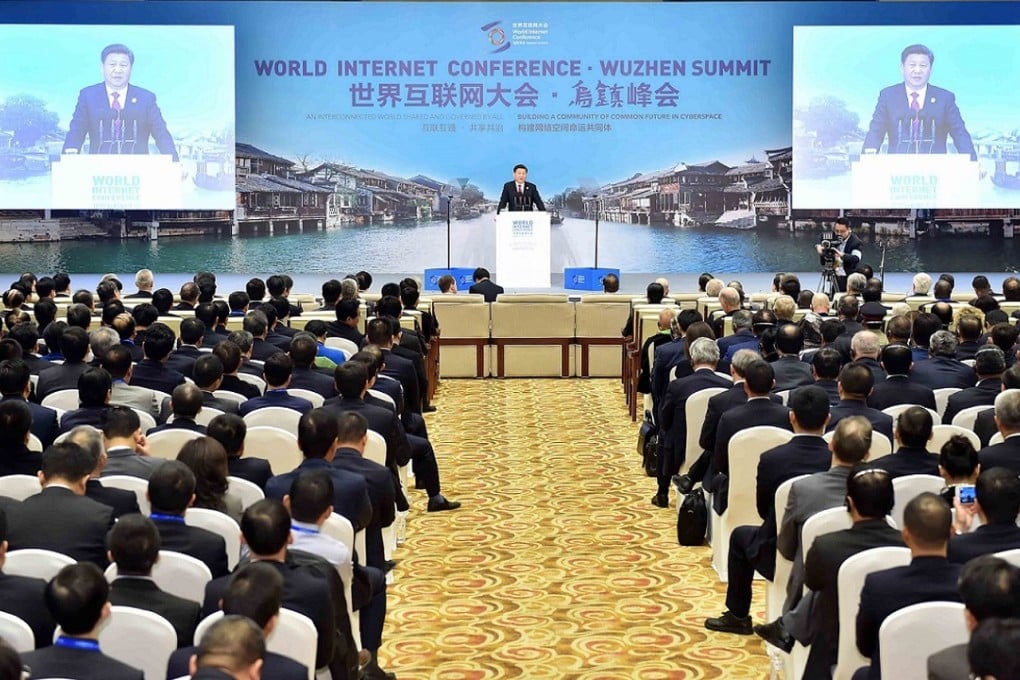 Chinese President Xi Jinping delivers a keynote speech at the opening ceremony of the Second World Internet Conference (WIC) in Wuzhen Town, east China’s Zhejiang Province on Wednesday. But did he use a secret new teleprompter? Photo: Xinhua
