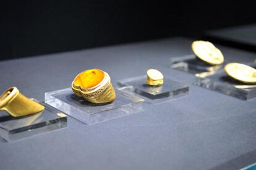 Gold relics found at the site are displayed at the Jiangxi Provincial Museum. Photo: SCMP Pictures