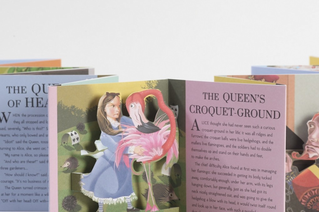 The cover of Grahame Baker-Smith ‘s book Alice's Adventures in Wonderland: Panorama Pops by Lewis Carroll