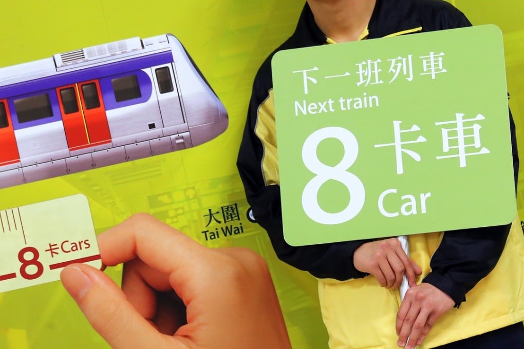 Additional MTR staff will be on duty during the transition period to assist passengers. Photo: Dickson Lee