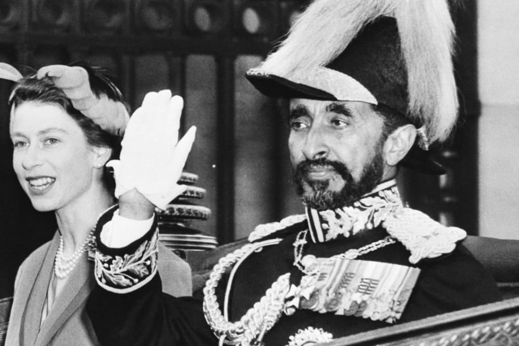 Queen Elizabeth II and Haile Selassie in London in 1954. Photo: Corbis