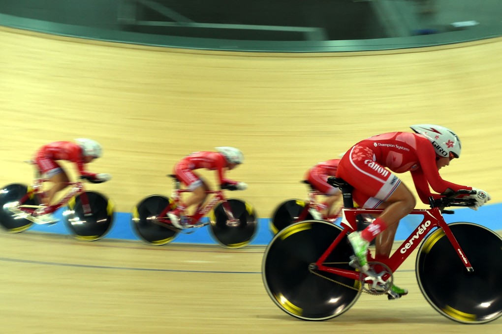 The Hong Kong women's pursuit team on their way to 11th in qualifying in Tseung Kwan O. Photos: Xinhua