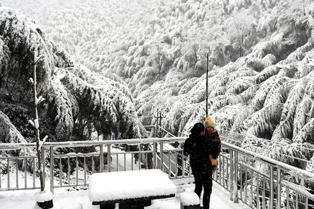 Temperatures in Zhejiang province (above) and parts of Sichuan, Fujian, Guangdong and Yunnan provinces could fall below historical lows on Monday, meteorological officials say. Photo: SCMP Pictures