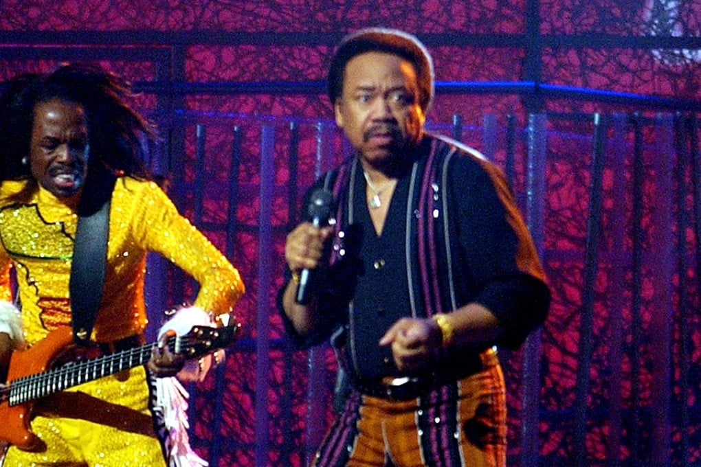 Maurice White (right) and guitarist Verdine White of the group Earth, Wind and Fire perform during a tribute to funk at the 46th Annual Grammy Awards show in 2004. Photo: Tribune News Service
