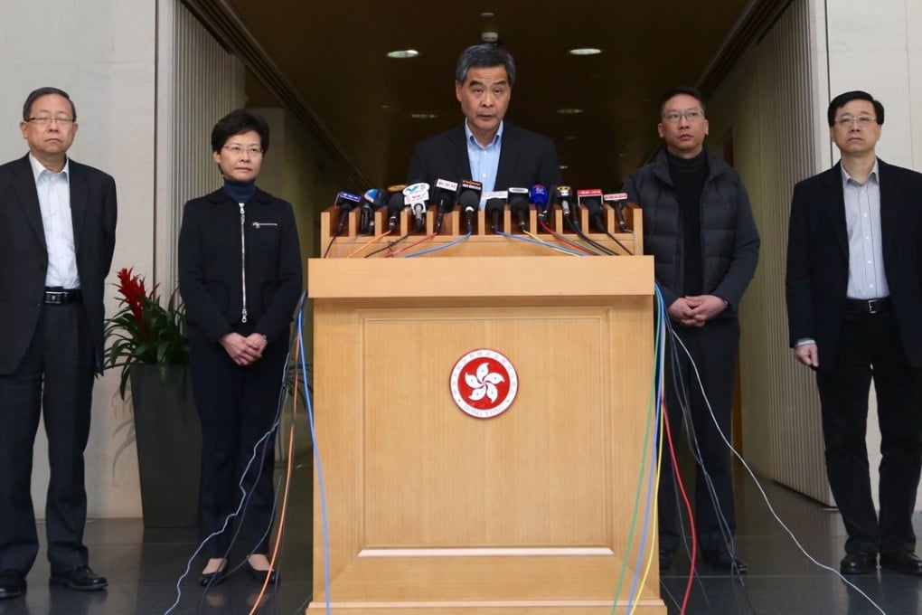 Hong Kong’s Chief Executive CY Leung addresses the media the morning after the Mong Kok riot. Photo: Nora Tam