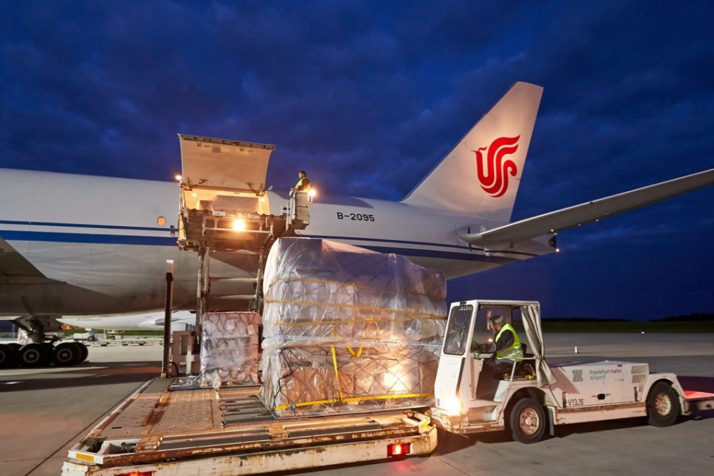Monthly global air cargo traffic contracted year on year for the first time in two and a half years in November . Photo: EPA