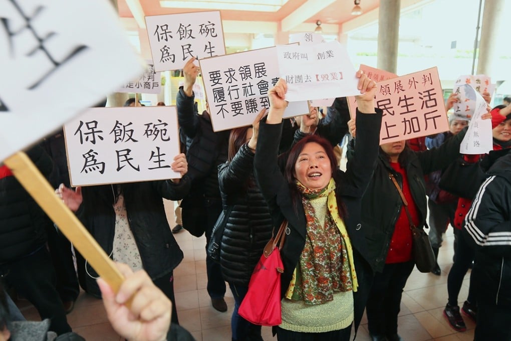 The strike is on a scale unprecedented in the area and has been causing inconvenience to local residents due to the near complete closure of the only fresh grocery market in the mostly residential neighbourhood. Photo: Dickson Lee