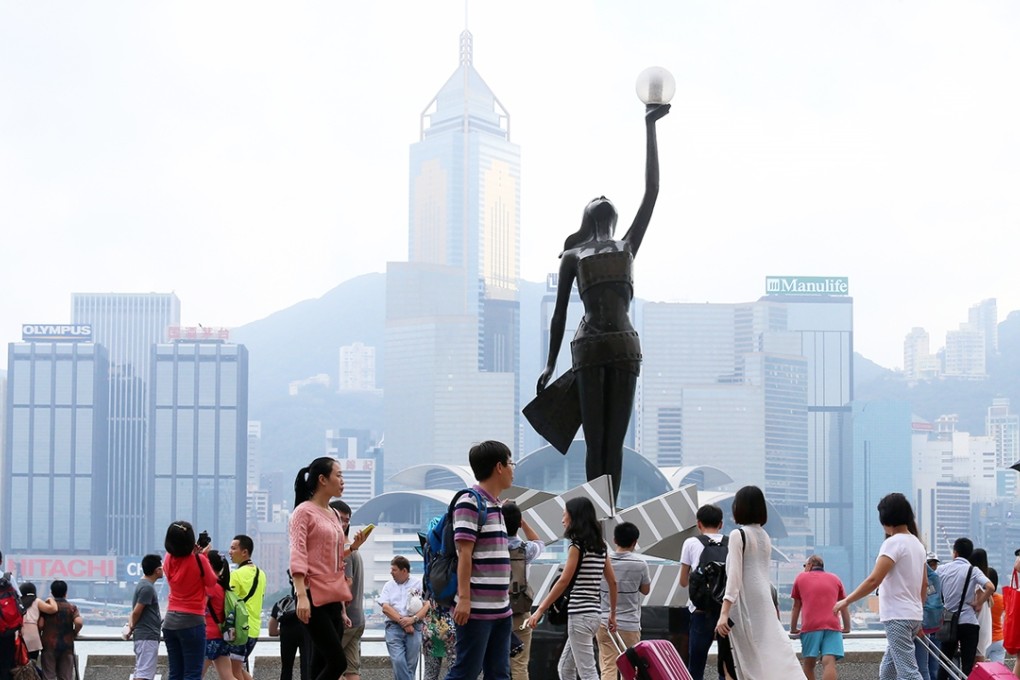 The Avenue of Stars extension will now just see minor improvements such as new pavements, railings and shade providers. Photo: David Wong