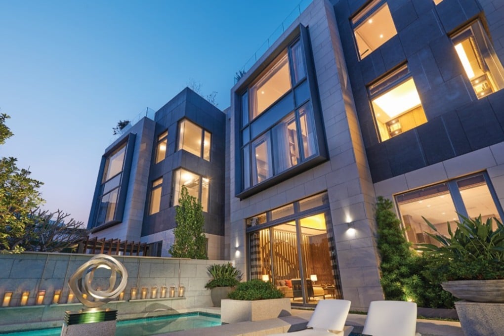 Shun Tak’s luxury development on Chung Hom Kok Road boasts individual house numbering. Photo: SCMP Pictures