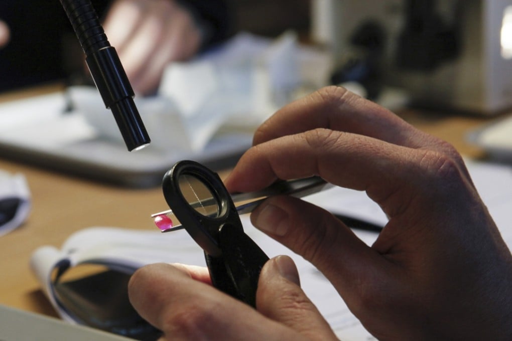 Learn the art of jewellery making at L’Ecole Van Cleef & Arpels.