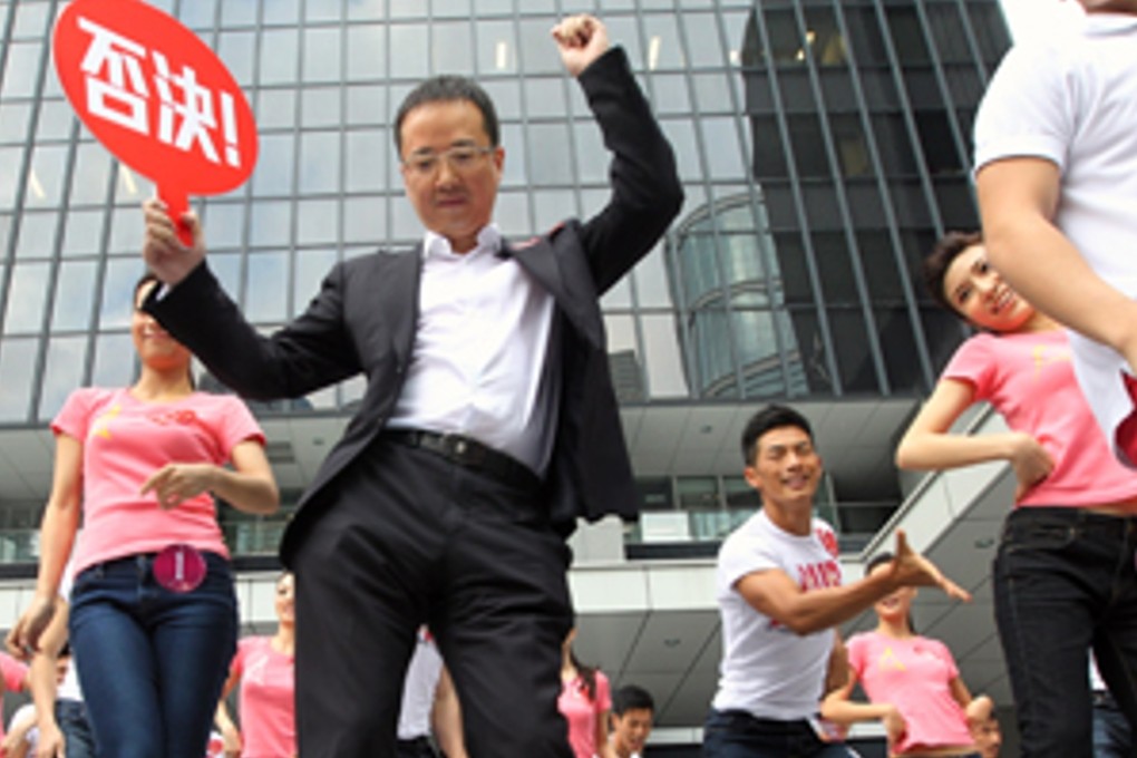 Wang Zheng’s dance provided a splash of levity but didn’t help ATV in the end. Photo: Felix Wong