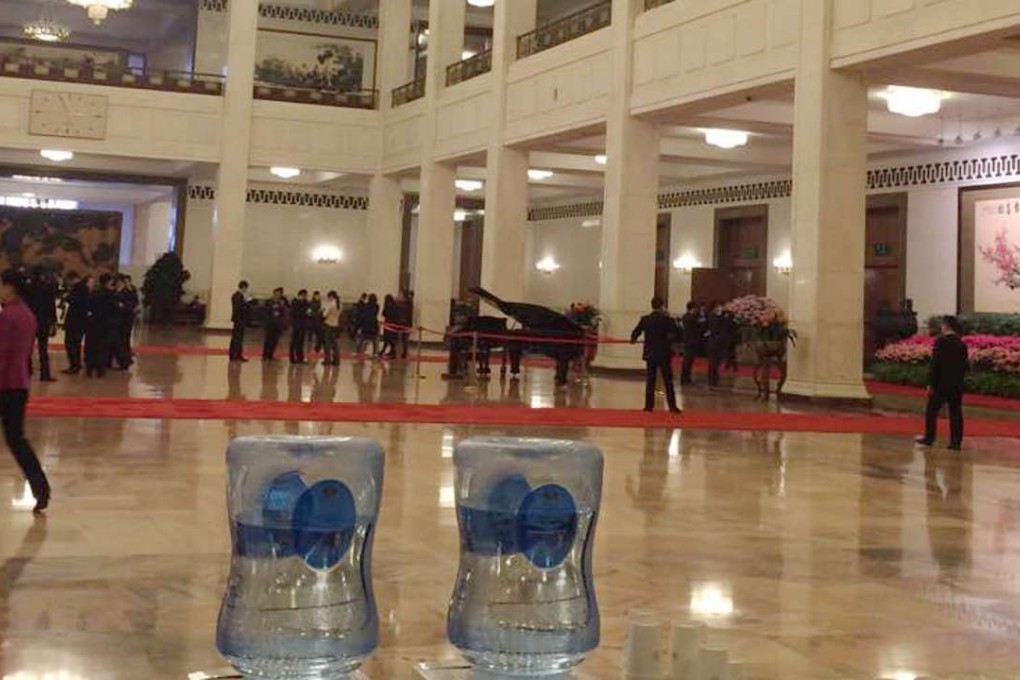 The empty foyer inside Beijing's Great Hall of the People during on Saturday’s plenary meeting of the Chinese Peoples’ Political Consultative Conference. Photo: Liu Zhen
