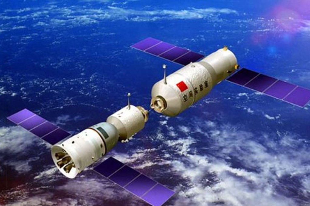 The space lab (left) pictured docking with a Shenzhou spacecraft. Photo: SCMP Pictures
