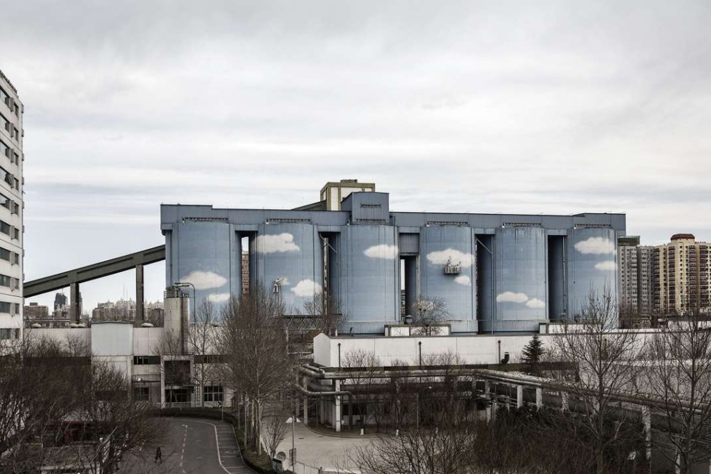 The Huaneng Power International thermal power plant in Beijing in this photo dated March 8, 2016. Photo: Bloomberg
