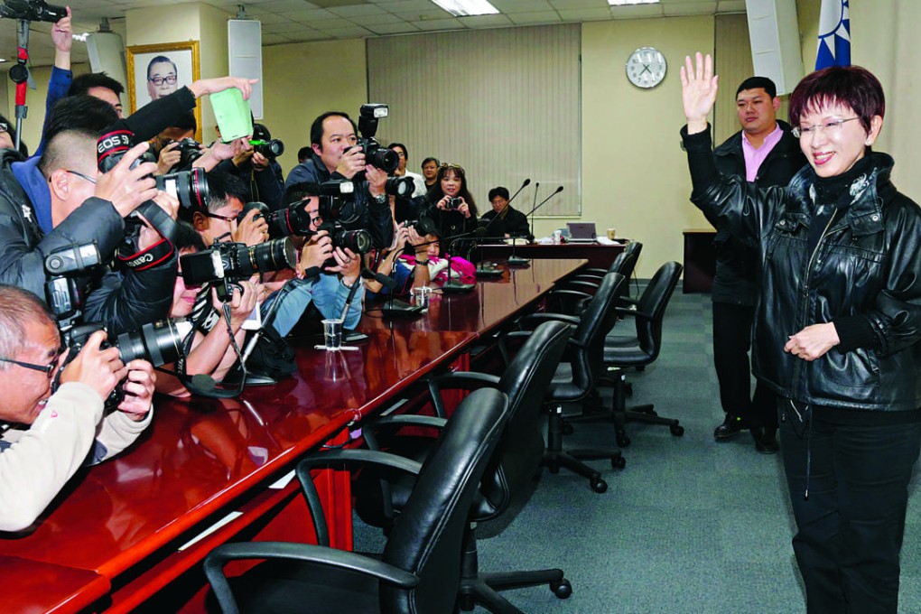 Hung Hsiu-chu greets the press after being elected chairwoman Taiwan's Kuomintang Party. Photo: CNA.
