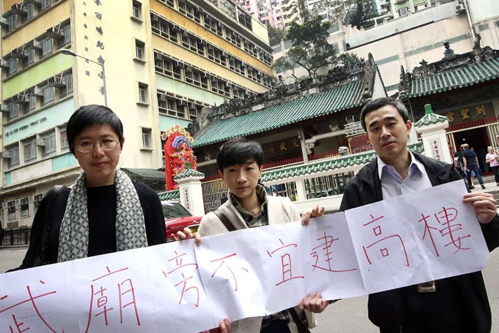 Community activists Katty Law (left) and Charlton Cheung, with Tanya Chan, vice-chairwoman of the Civic Party. Photo: David Wong.