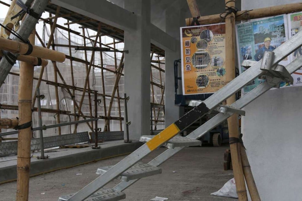 The spot where the pair were found. Photo: Edward Wong