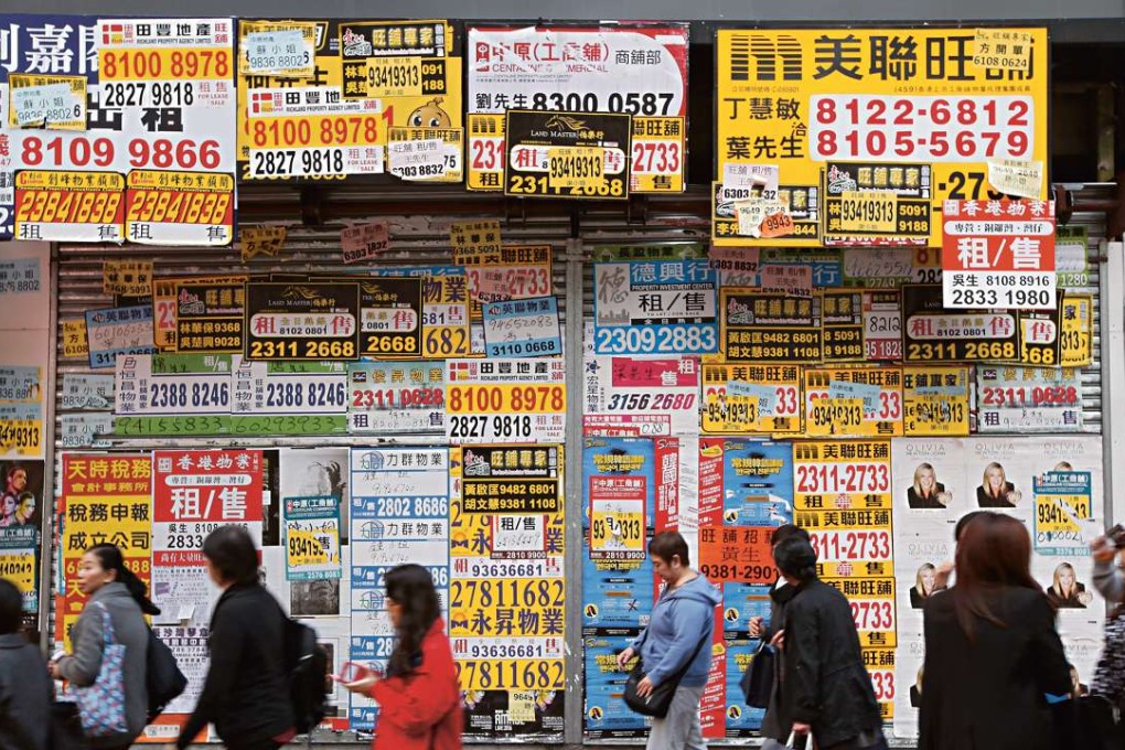 Hong Kong retail sales plunge 13.6 per cent to record biggest slump since 1999. Photo: Sam Tsang