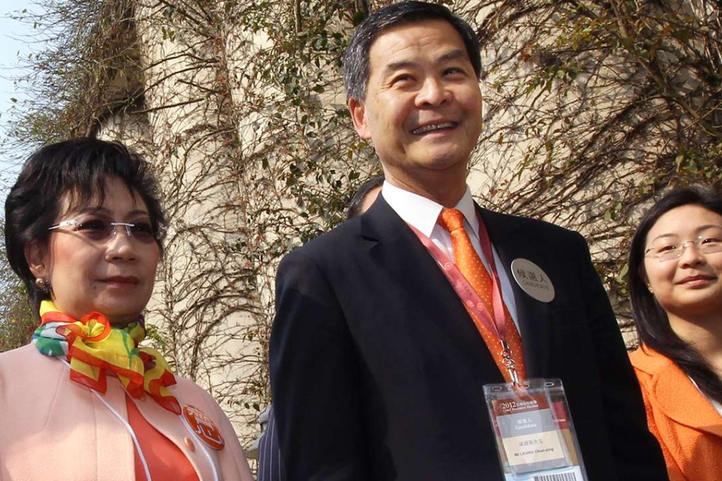 A file picture of Chief Executive Leung Chun-ying with his wife and younger daughter Leung Chung-yan (right). Photo: David Wong